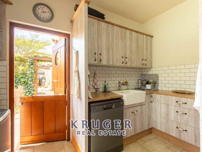 3-Bedroom Townhouse for Sale - Photo 7