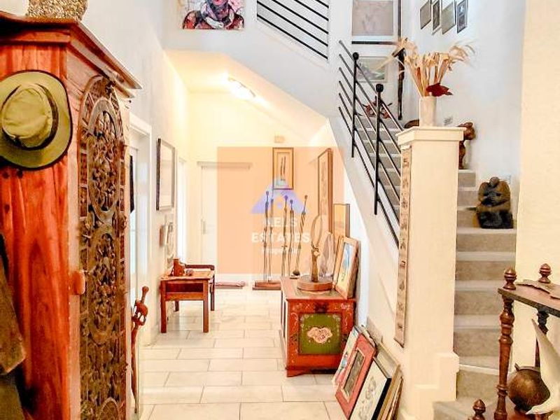 Luxurious Mansion For Sale in Kramersdorf, Swakopmund - Photo 3