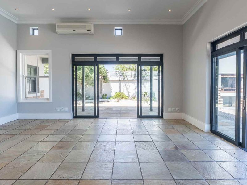 360degree Views - Golf course & Sea - Photo 9