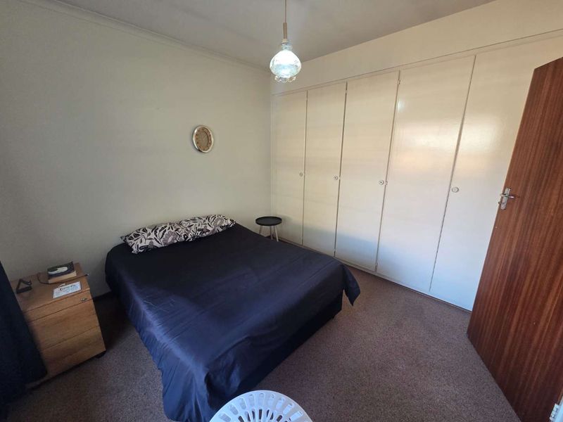 Charming 2-Bedroom Home Perfect for Over-50s in Norton Park - Photo 5