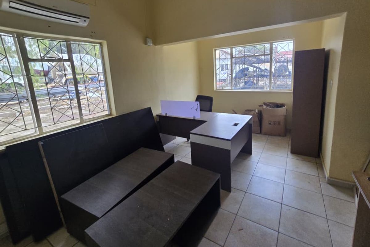Office For Sale - CBD - Photo 4