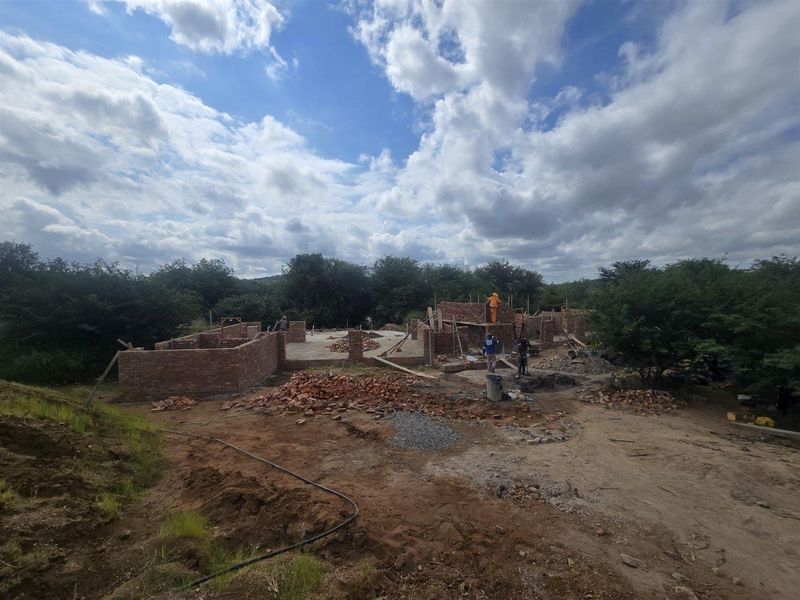 Brand-New Luxury Bushveld Home – Move-In Ready by End August! - Photo 3