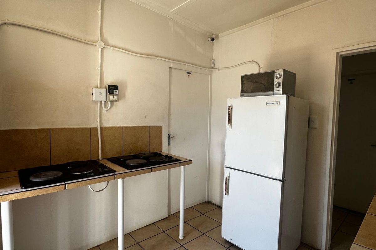 Furnished Student House for Sale - Photo 2