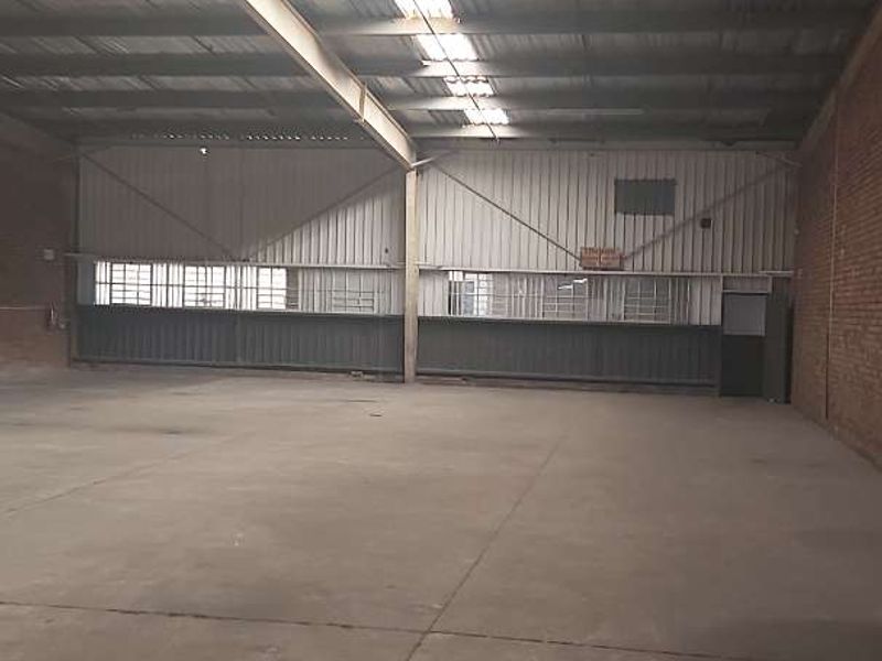 Warehouse/Distribution/manufacturing facility to let in Wilsonia. - Photo 9