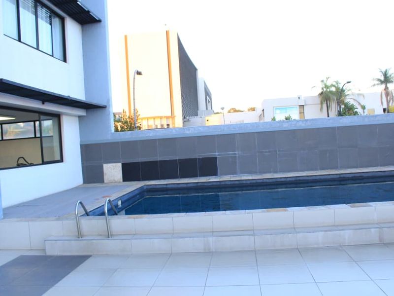 To Let CBD area short rentals - Photo 6