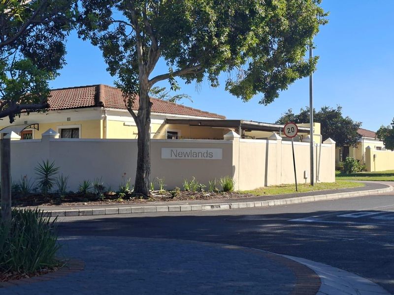 Comfortable Living in a Secure and safe Estate - The Perfect Starter Home - Photo 2