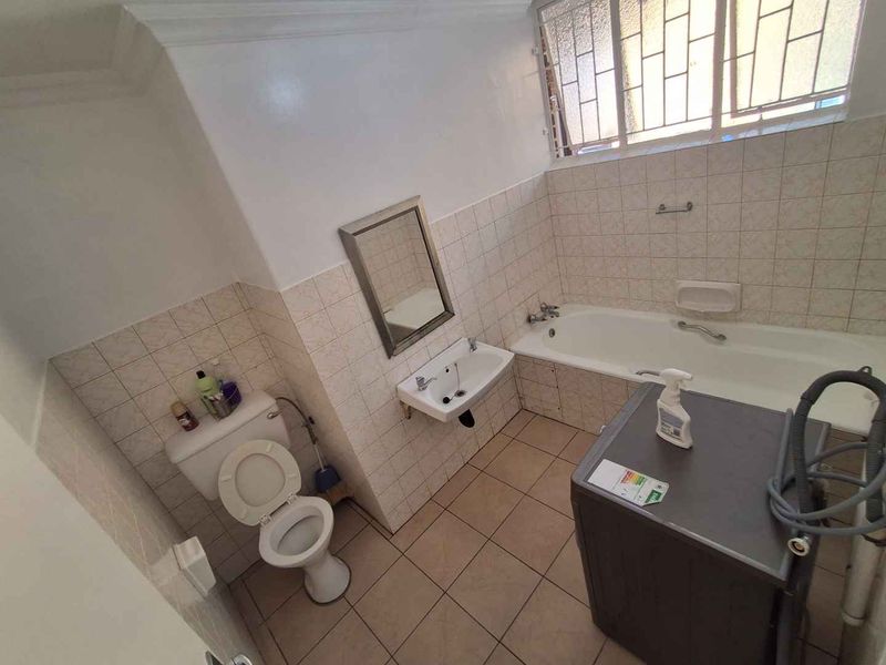 2 bedroom flatlet to rent - Photo 8