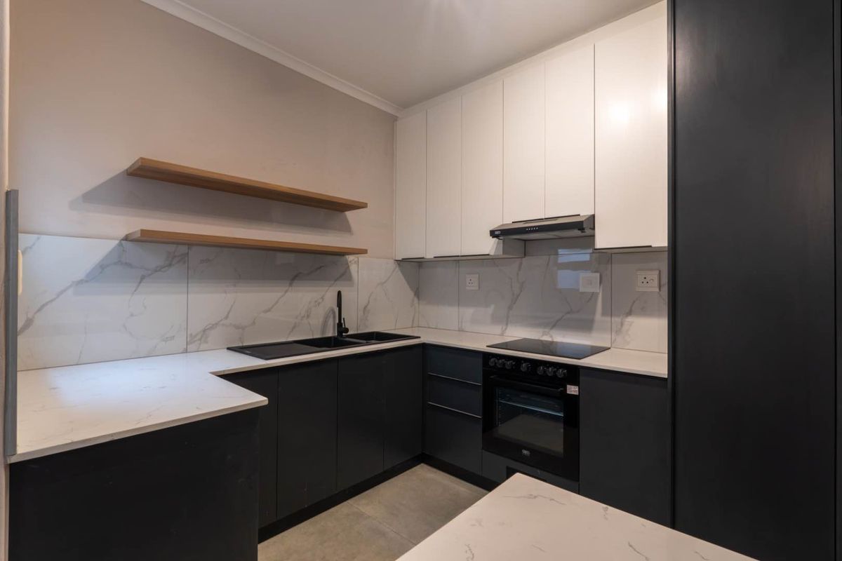 2 Bedroom Townhouse - Photo 4