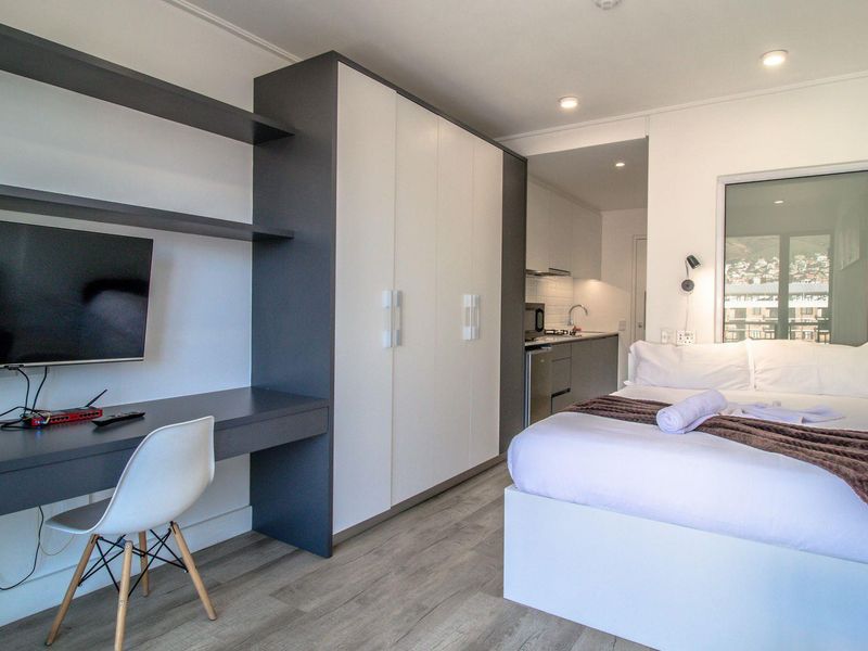 Modern Studio Apartment in Woodstock - Photo 5