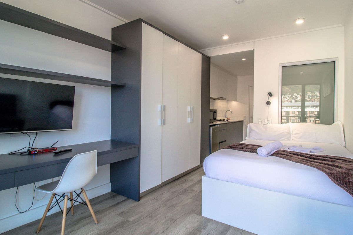 Modern Studio Apartment in Woodstock - Photo 5