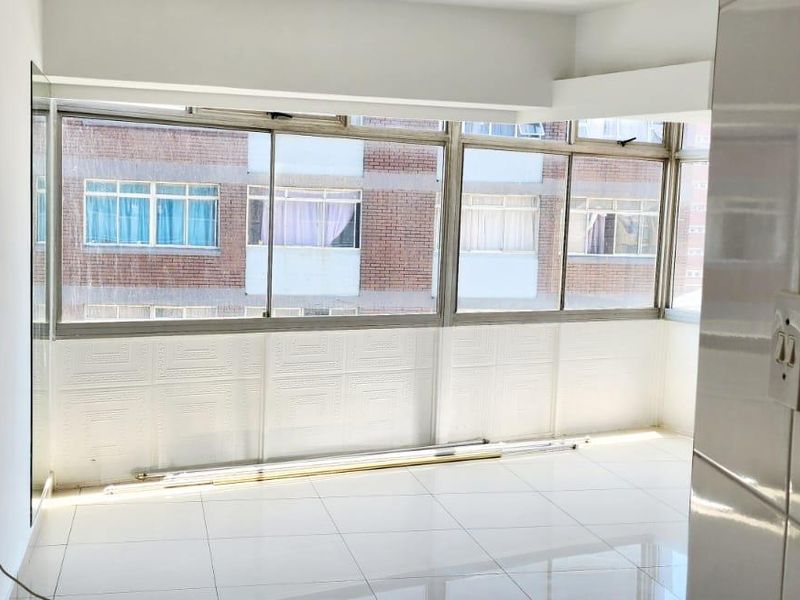 Lock up and go - South Beach Apartment - Photo 7