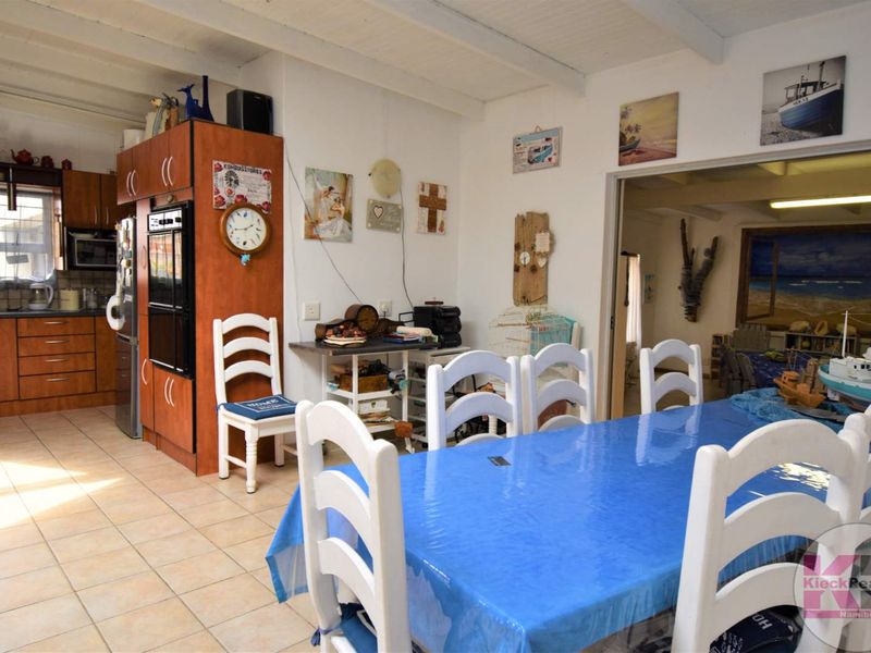 Need Lots Of Space?? This Is For You!! - Photo 8