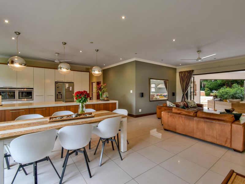 MASTERPIECE FAMILY HOME IN OLD FAERIE GLEN - Photo 3