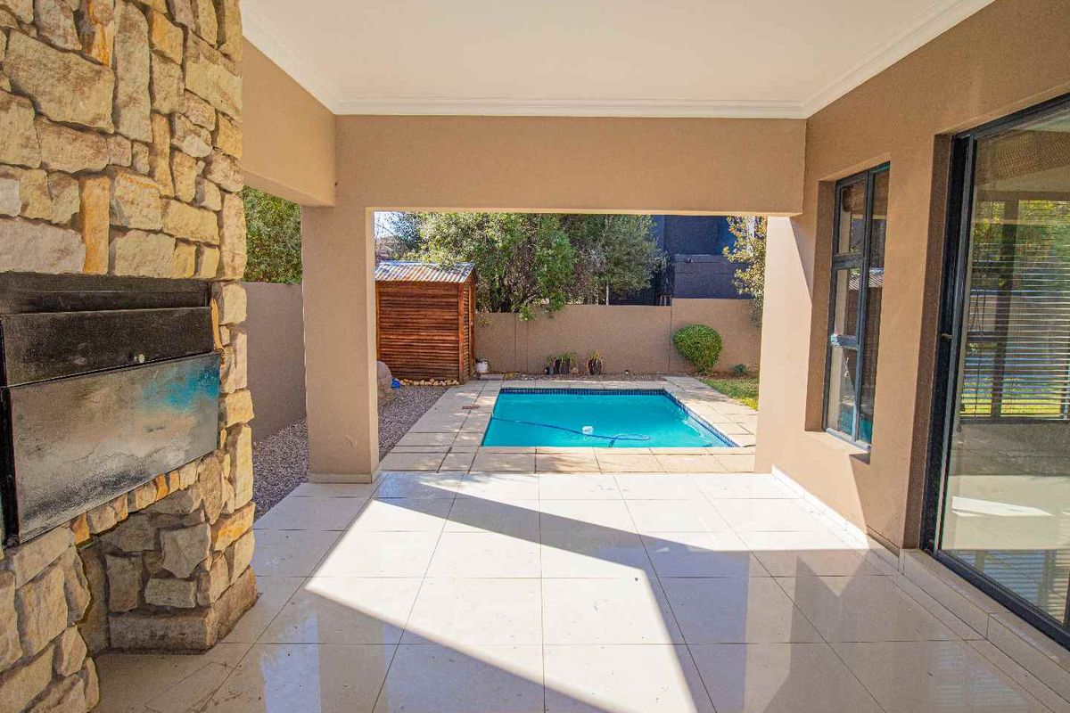 Do you value outdoor living from a safe home? - Photo 2