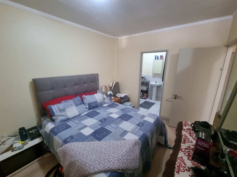Unfurnished 1-Bedroom Apartment To Rent in Cape Town City Centre - Photo 8