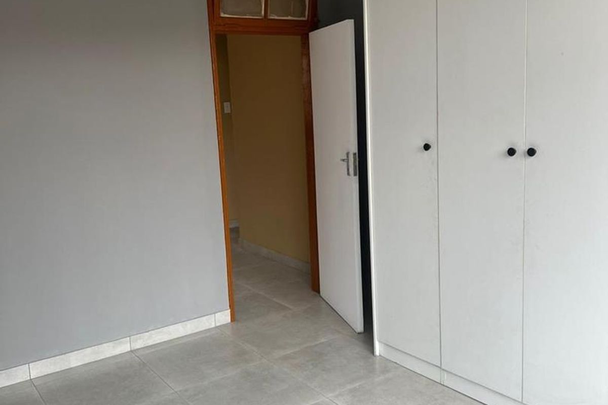 Apartment in Rosettenville - Photo 4