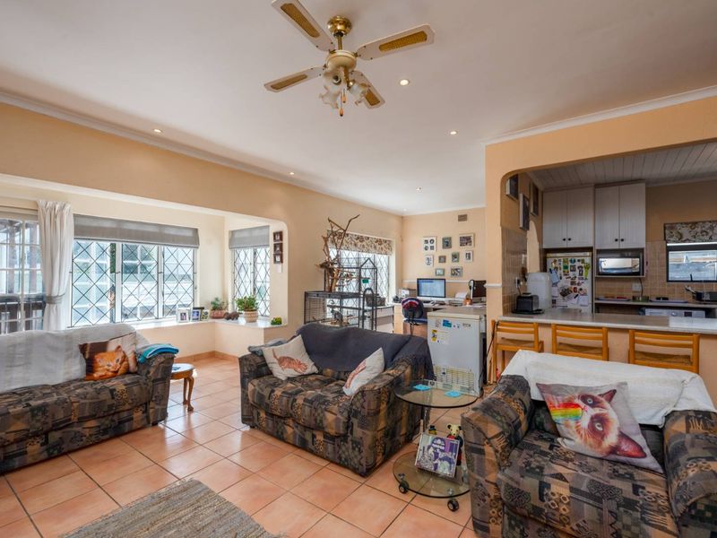 Your Dream Family Home Awaits - Photo 4