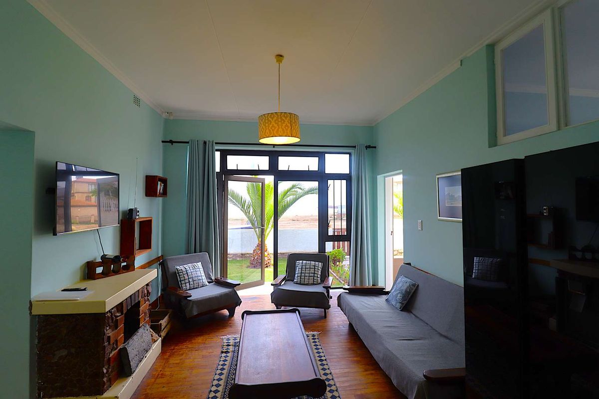 2 Bedroom Beachfront Home For sale with Permanent Ocean Views - Prime Investment Potential - Photo 3