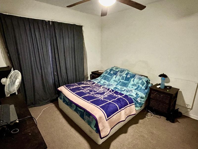 Townhouse for first time home buyers or investment - Photo 6