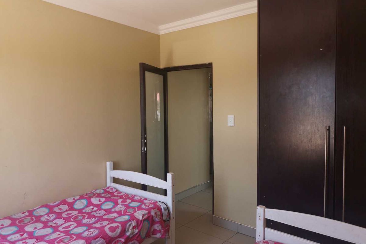 TOWNHOUSE | UPPER FLOOR LEVEL | ELDORADO GARDENS | KHOMASDAL - Photo 4