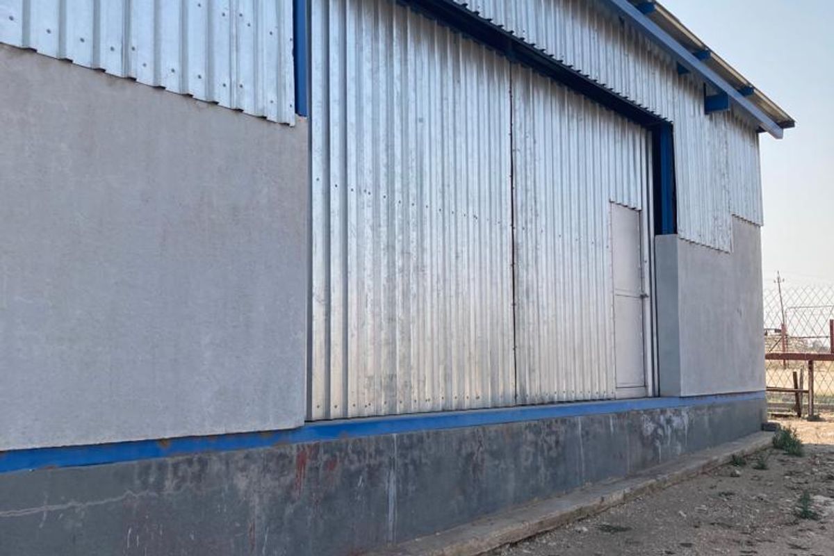 FOR SALE - Property with various Warehouses in Outjo - Photo 3