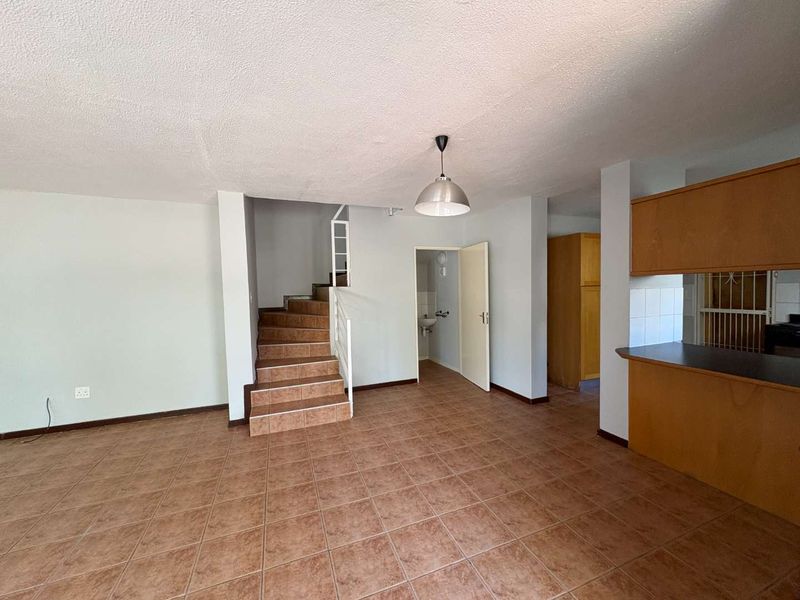 3 Bedroom Double Storey Investment Property – Tenant in Place - Photo 9