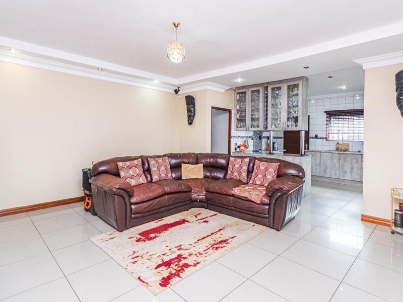 Your contemporary haven awaits - Photo 7