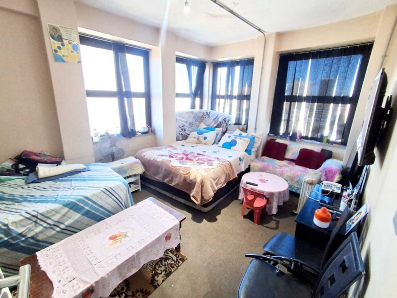 Cash buyers only! Great investment opportunity - Photo 4