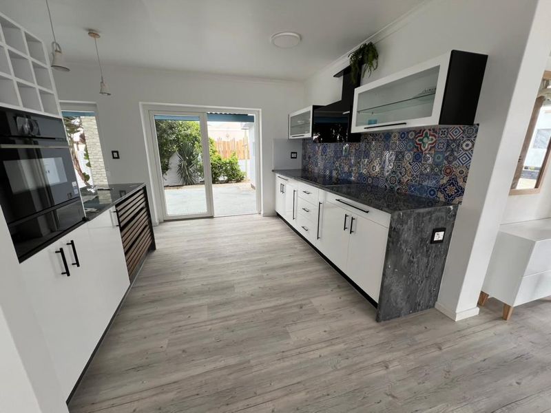 EXCEPTIONAL EUROPEAN STYLE HOME FOR SALE IN HAGE HEIGHTS - Photo 5