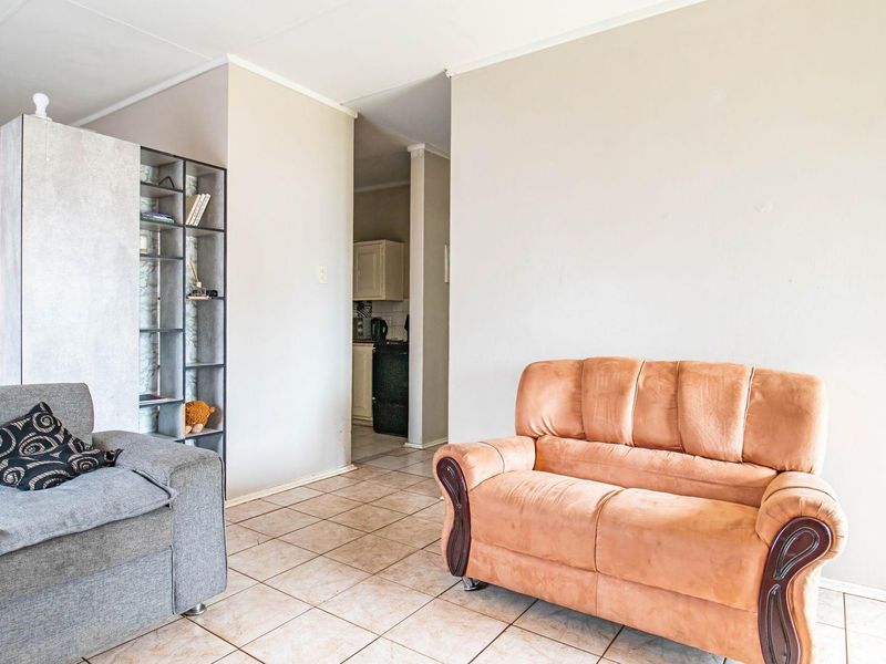 Two Bedrooms house for sale in Elandspoort - Photo 8