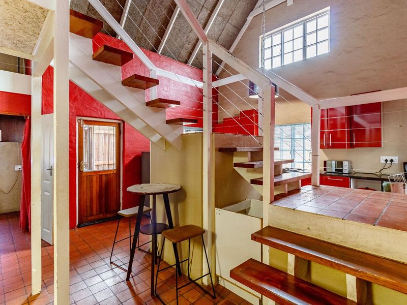 An opportunity to live in the trendy suburb of Richmond Hill. - Photo 9