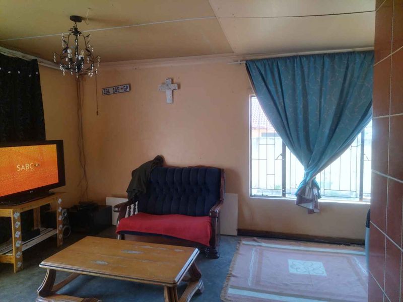 3 bedrooms house for sale in Soshanguve FF - Photo 7