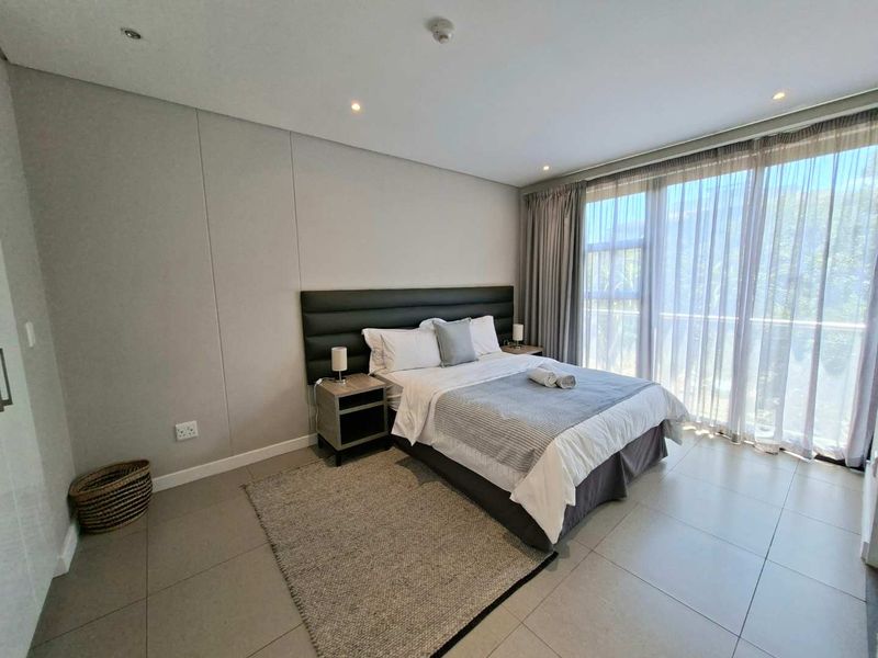 Fully Furnished 2 bed, 2 bath, 2nd floor apartment available in Parkmore - Photo 8