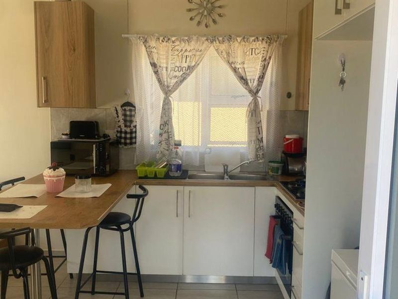 2 Bedroom Townhouse For Sale in Osona - Photo 5