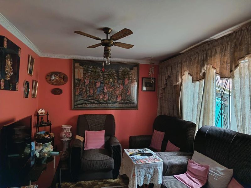 Charming Family Home in Shallcross with Lush Garden &amp; Ample Parking - Photo 8