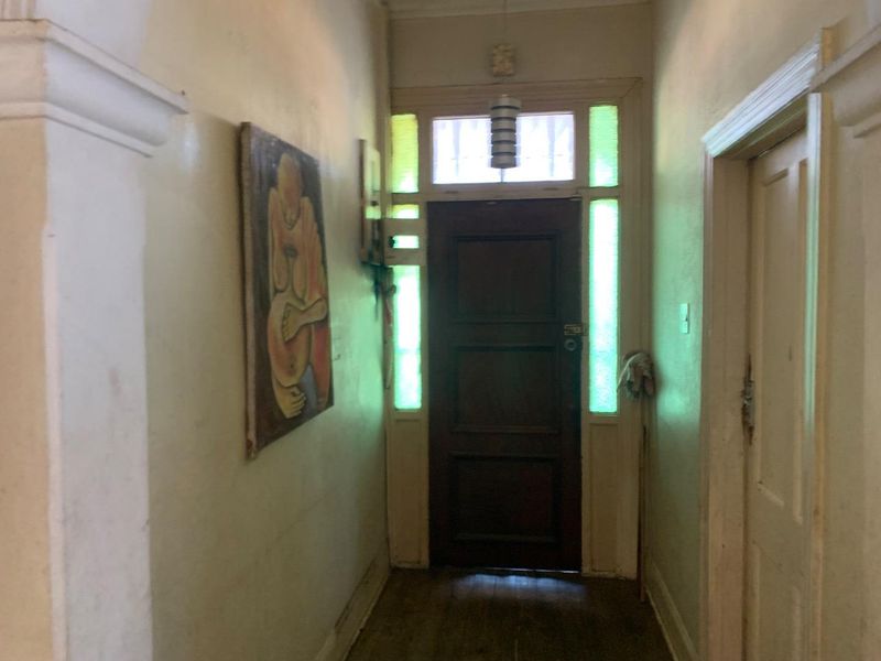 **Spacious 4-Bedroom House for Sale with Rental Income Potential** - Photo 6
