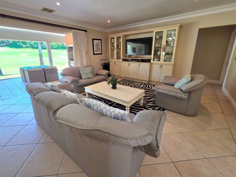 GOLFING FAMILY'S DREAM HOME WITH SEPARATE LOFT & AWESOME GOLF COURSE VIEWS - Photo 7