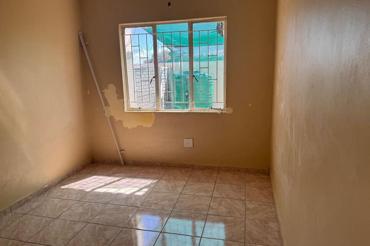 TOWNHOUSE FOR RENT IN MILLENNIUM,  RUNDU - Photo 3