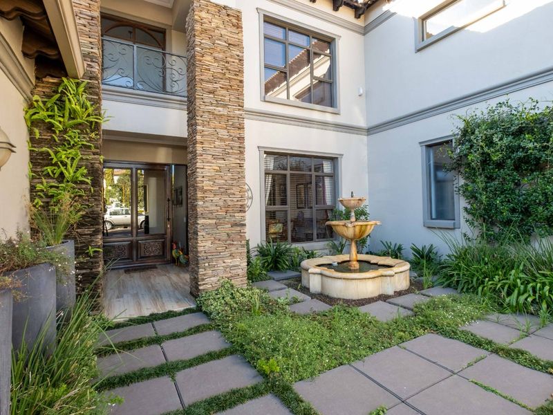OFFERS FROM R 6 999 000 Asking R7 250 000 Magnificent cluster in Bryanston on Berkeley ave - Photo 2