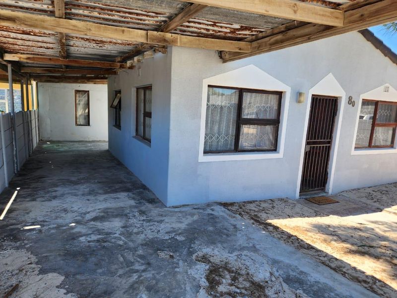 Charming Two-Bedroom House for Sale in Litha Park - Photo 9