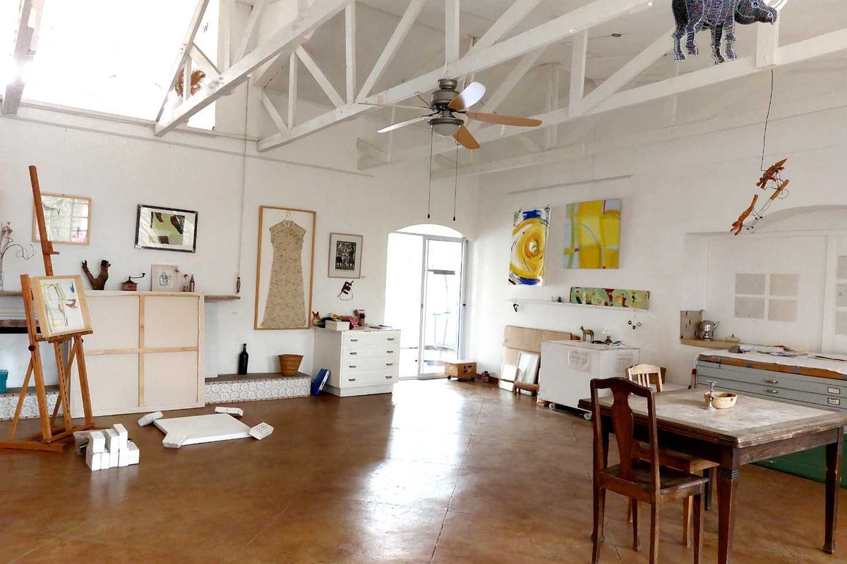 BUSINESS + HOUSE FOR SALE IN OMARURU - Photo 2