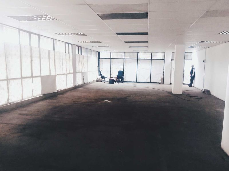 Premium 200 m2 Retail or Office Space To Let | Boksburg | Prime Commercial Location | High Exposure  Quick Look at Key Amenities  Strategically located - Photo 3