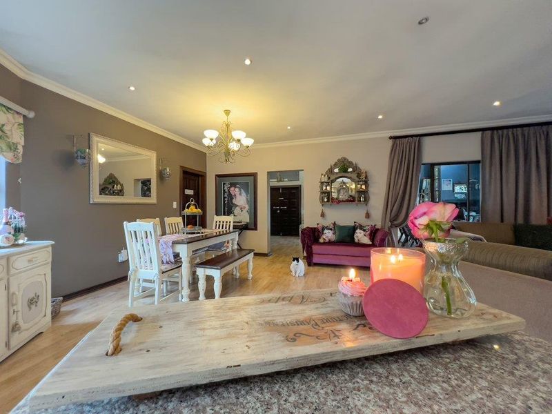 Rare find single level family home in Midfield Estate - Photo 9