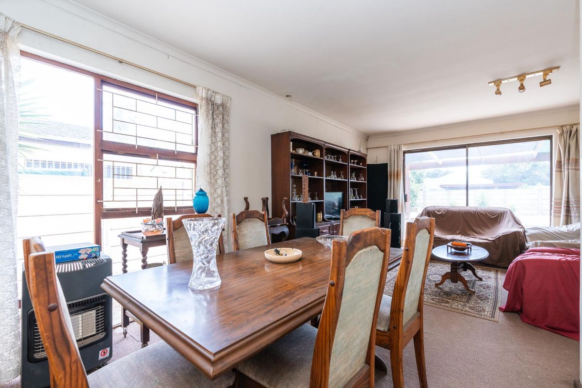 Family Home In Tijgerhof With Great Potential - Photo 4