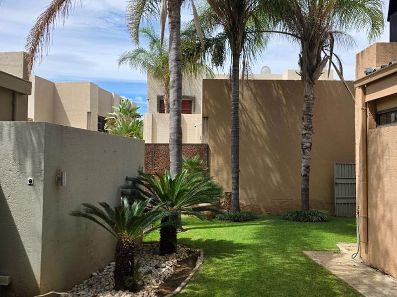 Beautiful unit for sale at Windhoek Golf Estate - Photo 2