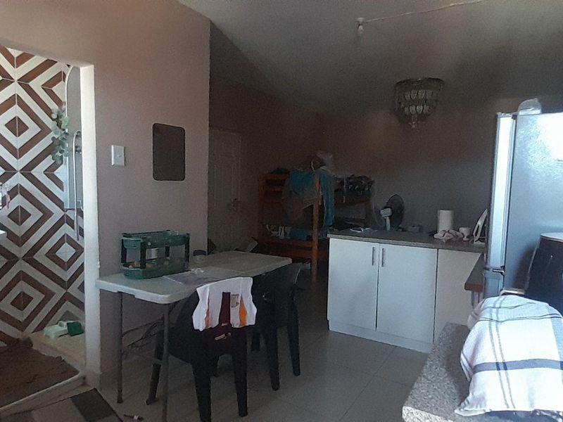 Perfect for business or investment - Photo 6