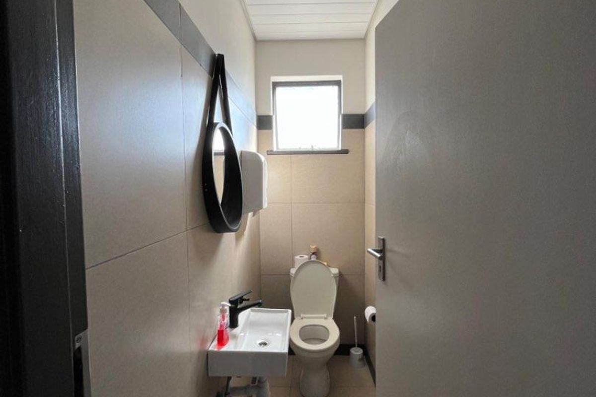 Transform Your Business with This Prime Location Opportunity! - Photo 5