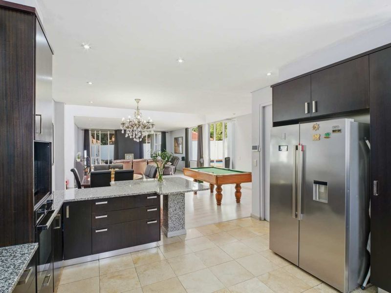 Secure Your Sanctuary: Exclusive Bryanston Home for Sale! - Photo 6