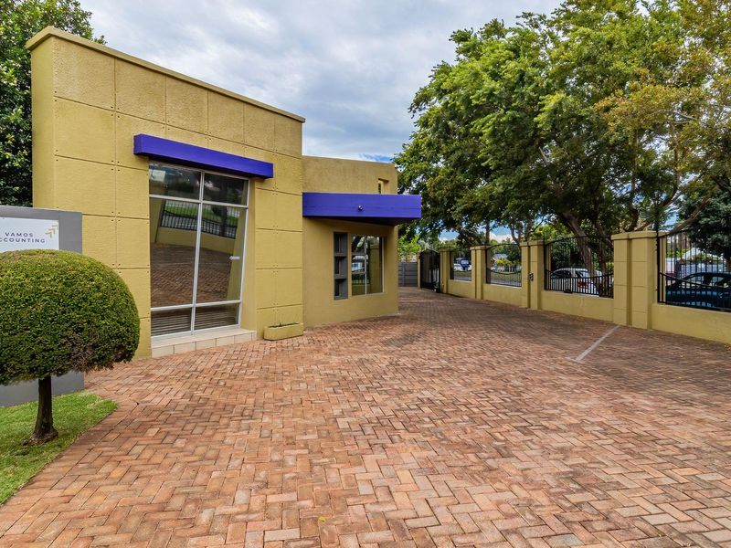 Business Premises for Sale in Sought After Brackenhurst - Photo 2