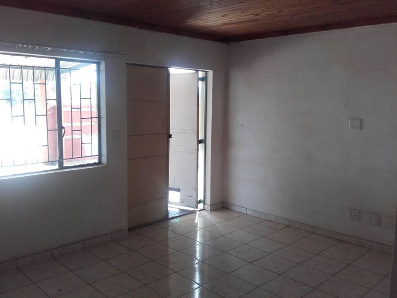 Industrial Property Okahandja - Photo 8